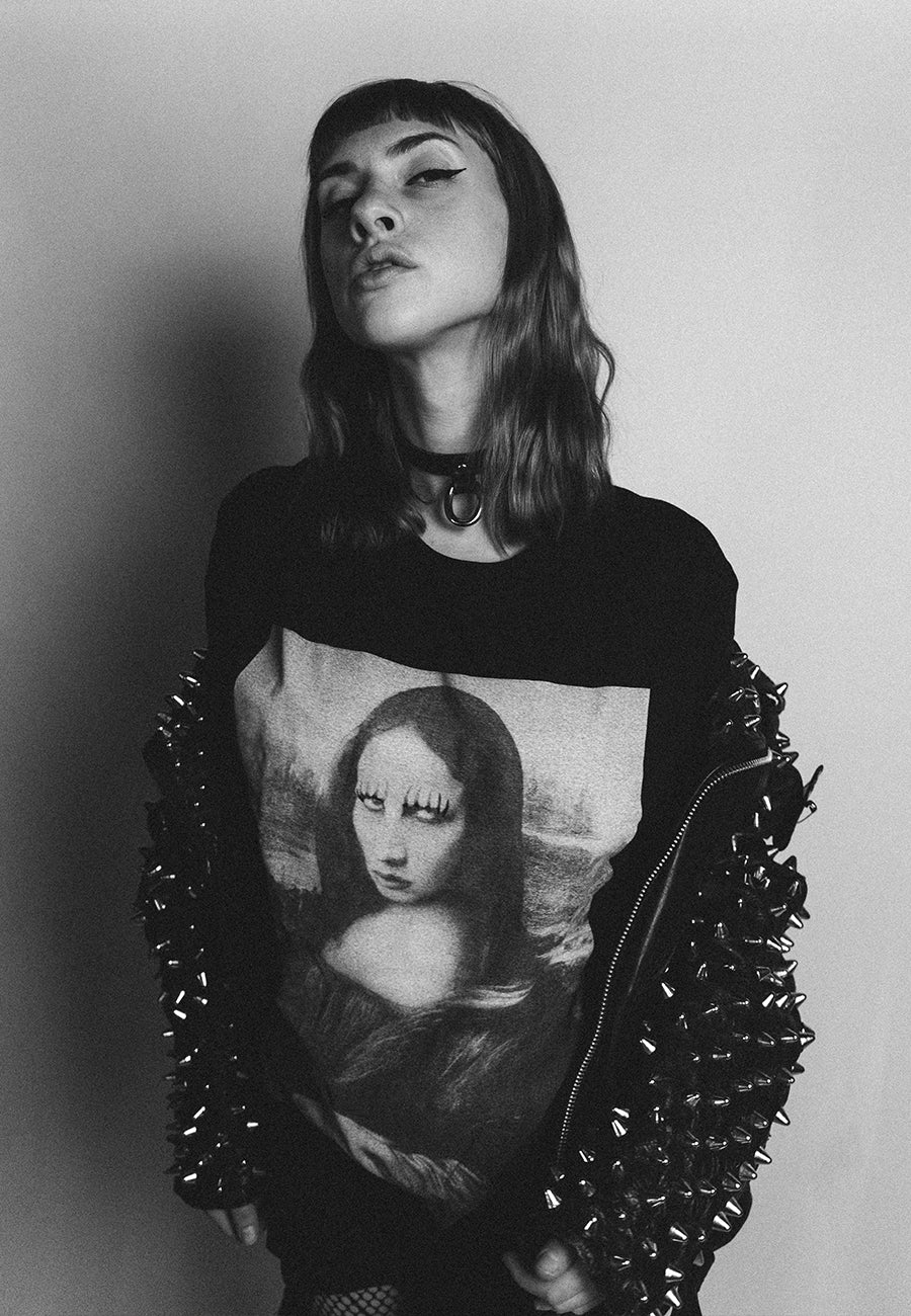 MONA MANSON T-SHIRT